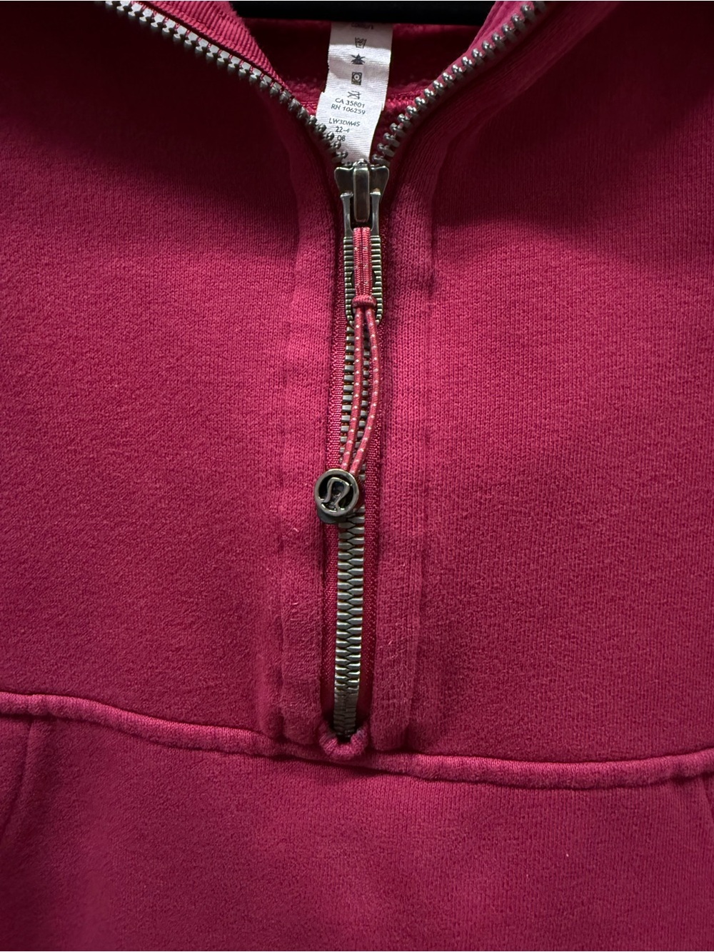 Lululemon Cropped Scuba Hoodie in Raspberry Rave - Picture 4 of 5
